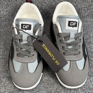 De Florance Cloudea Gray & Black Retro-Style Sneakers Size 5 EU 35